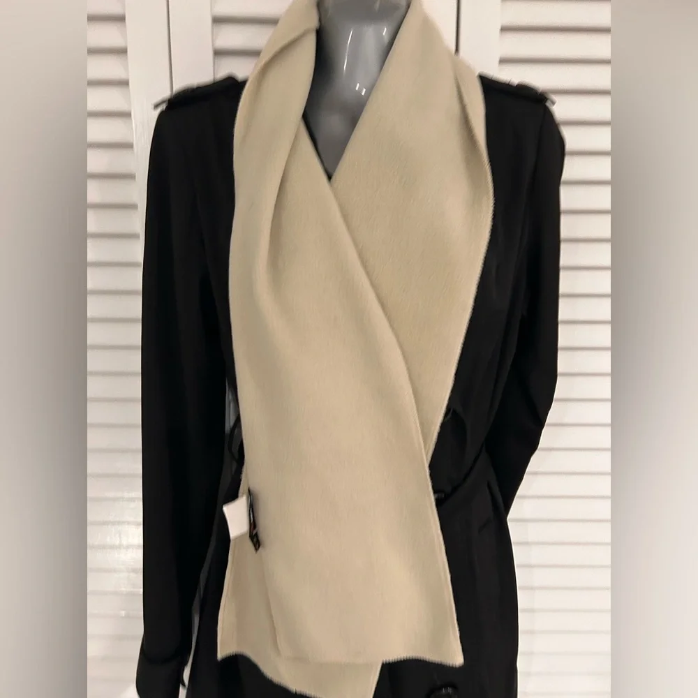 Vintage Polartec cream colored scarf